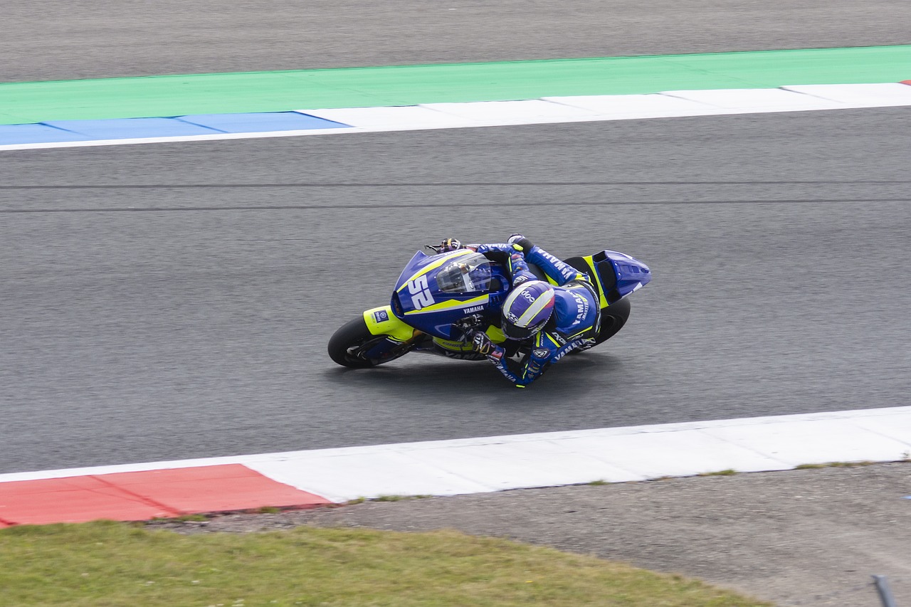 跨国友谊的 跨国友谊的